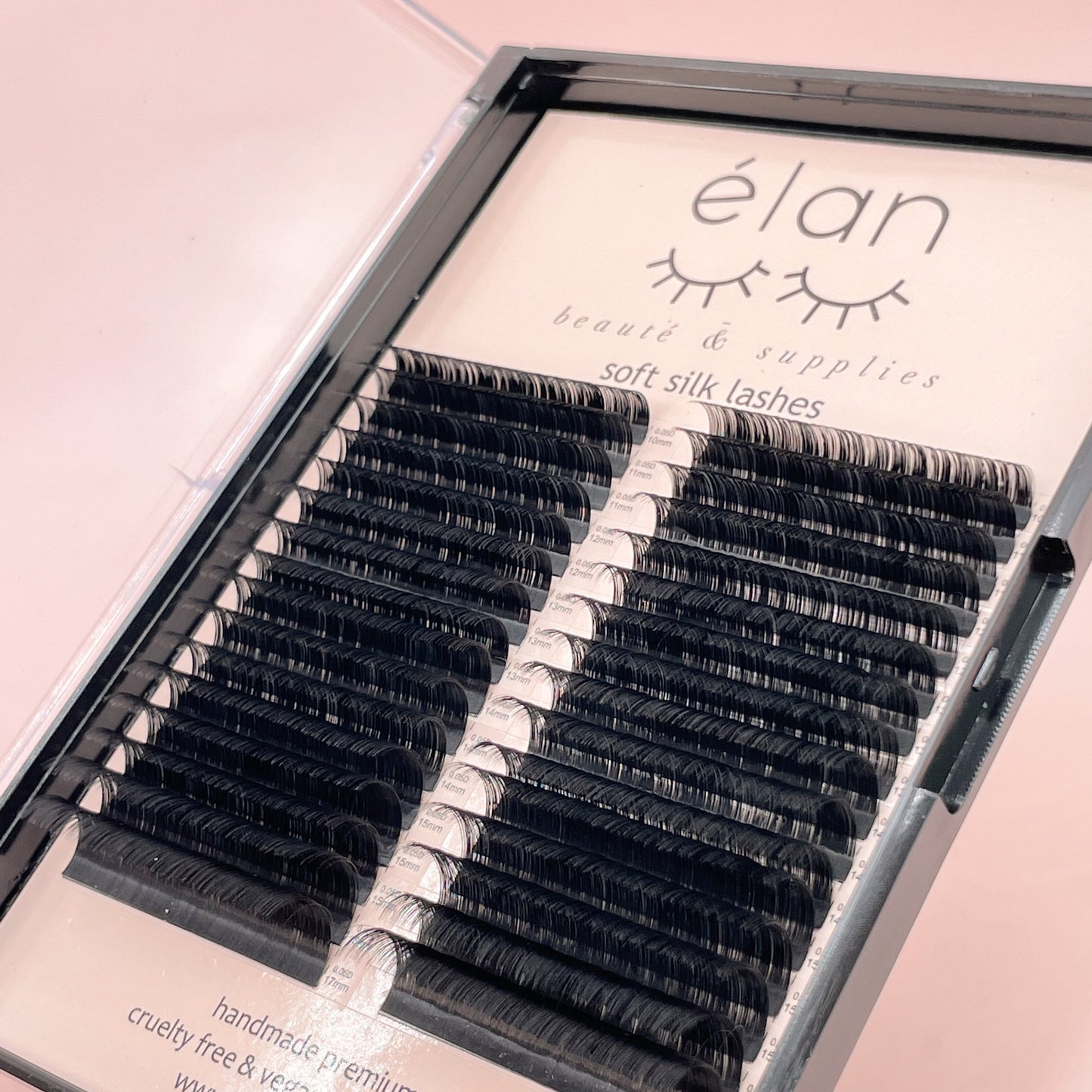 the BIG BOI 0.03+0.05 SOFT SILK mix tray ๐