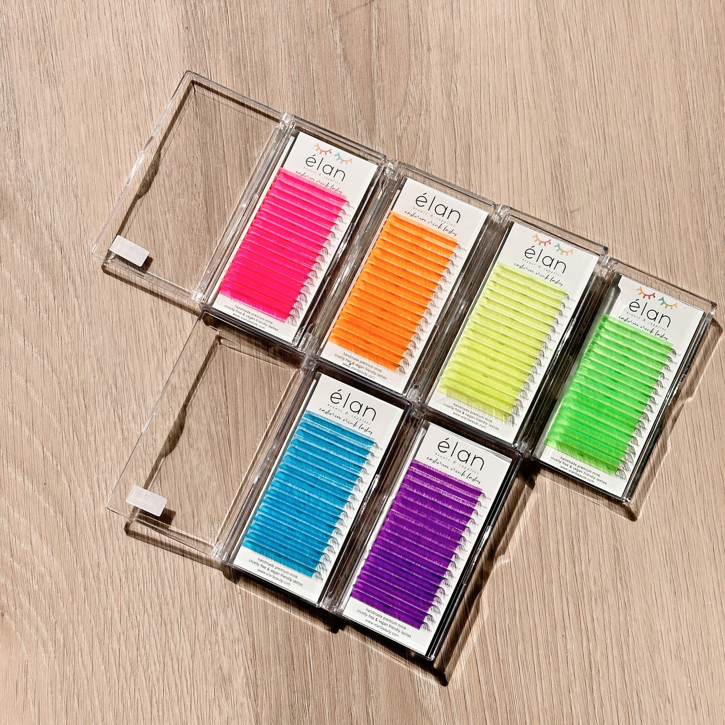 UV NEON 0.05 cashmere mink lashes