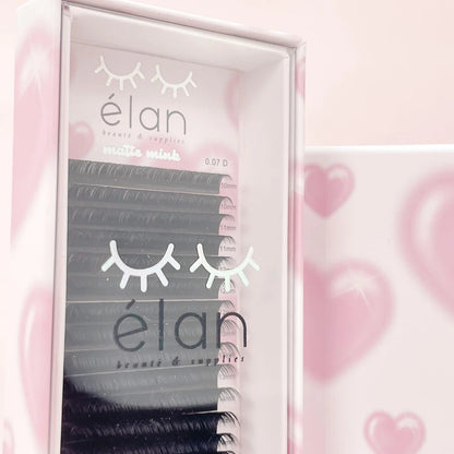 0.07 MATTE MINK lash tray 💞