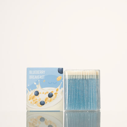 BREAKFAST lip applicator