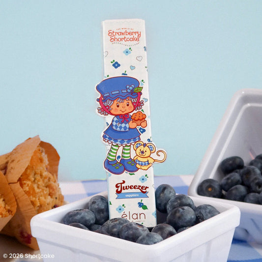 STRAWBERRY SHORTCAKE nano grip sapphire tweezer