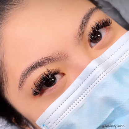 0.05 ROYAL MINK lash trays 👑